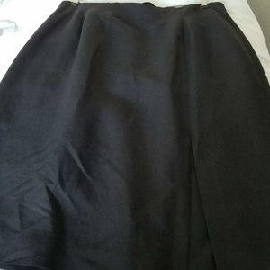 Liz Claiborne Black linen skirt